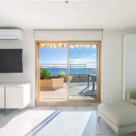 Apartment 2-br Panoramic Sea View & Access