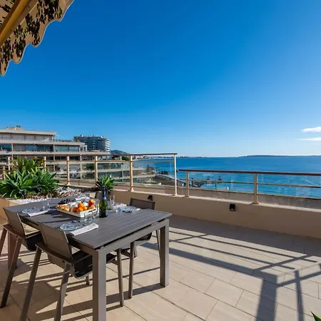 2-br Panoramic Sea View & Access Cannes