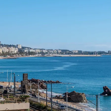 2-br Panoramic Sea View & Access Apartmán *