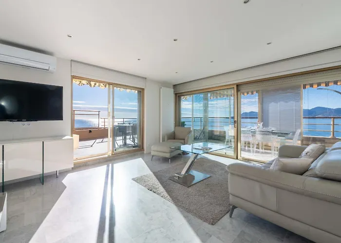 2-br Panoramic Sea View & Access Διαμέρισμα *