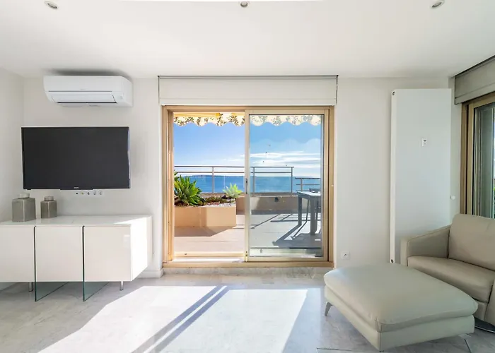 Διαμέρισμα 2-br Panoramic Sea View & Access